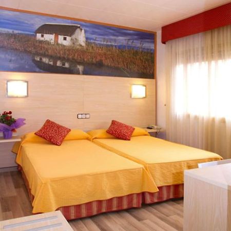 Tortosa Parc Hotel Exterior photo